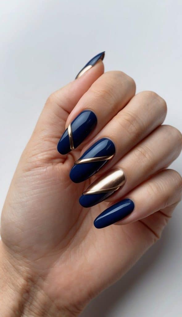 38 Navy Blue Nail Art Ideas for a Sophisticated Manicure - Polish And ...