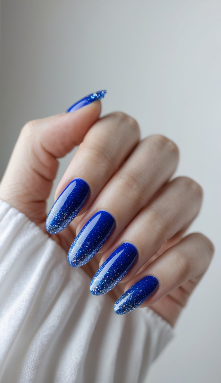 17 Royal Blue Nail Art Ideas That Feel Modern and Timeless